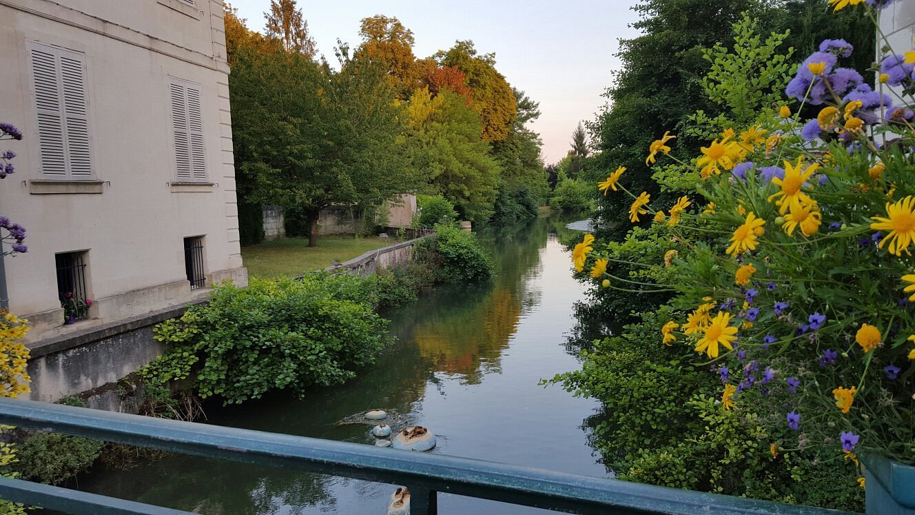 Vue sur l'Indre à Loches en Touraine